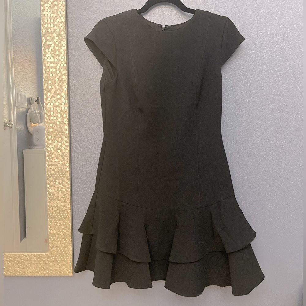 Eliza J black cocktail ruffled bottom dress 6 petite